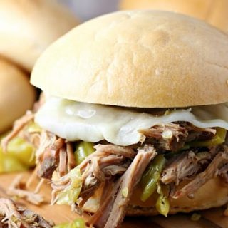 Slow Cooker Pepperoncini Beef Sandwiches 