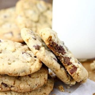 Crispy Chewy Chocolate Chip Cookies