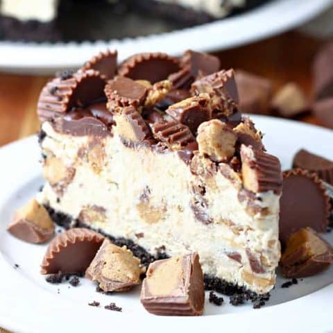 No-Bake Chocolate Peanut Butter Cup Pie