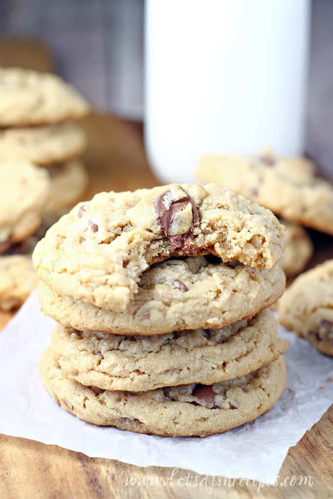 Oatmeal Chocolate Chip Peanut Butter Cookies