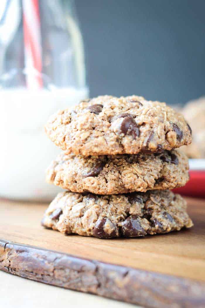 Vegan Oatmeal Chocolate Chip Cookies 4 — Lets Dish Recipes