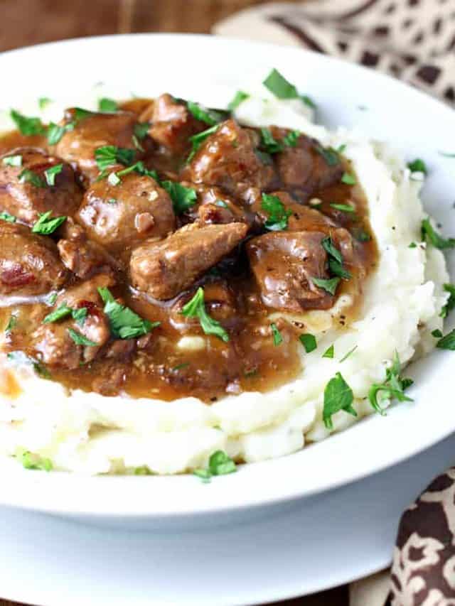 Slow Cooker Beef Tips With Gravy Let S Dish Recipes