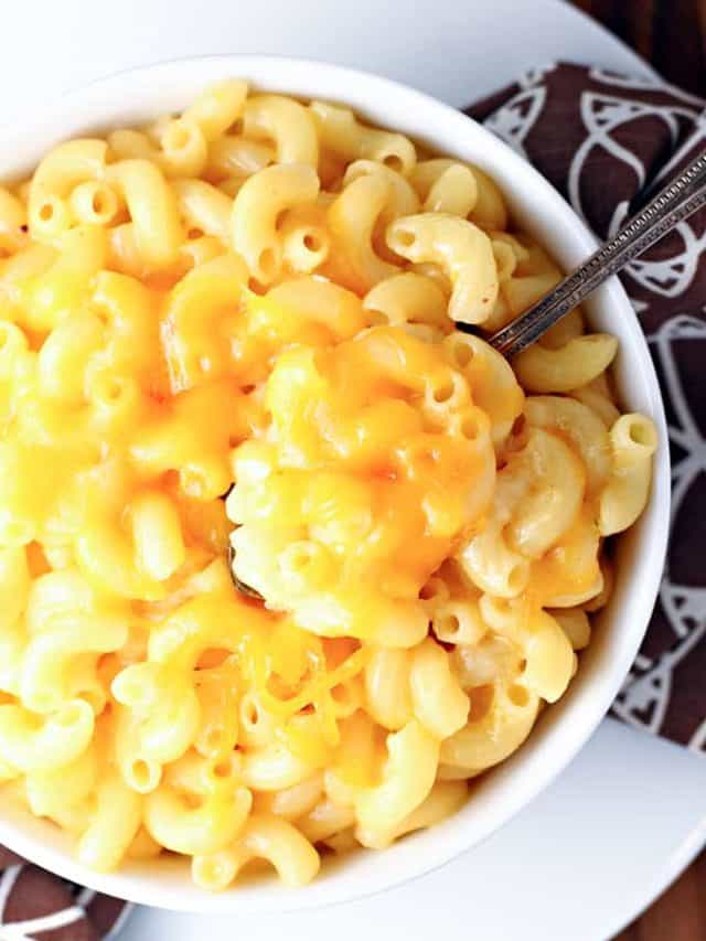Wisconsin Mac and Cheese (Noodles Copycat)