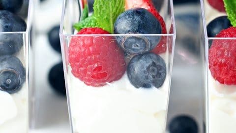 https://letsdishrecipes.com/wp-content/uploads/2021/05/Mini-Fruit-and-Yogurt-Parfaits-feature-480x270.jpg