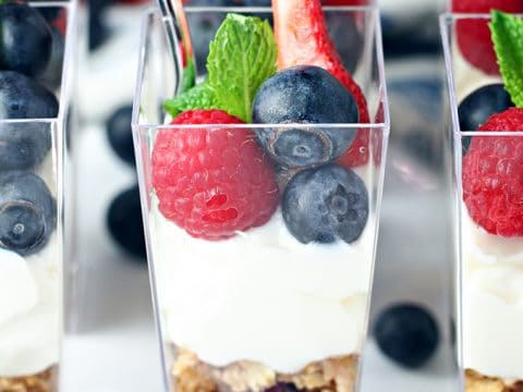 Granola Yogurt Parfait Cups - Kirbie's Cravings