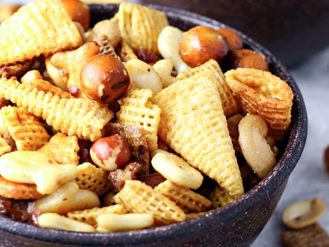 Sweet Chile Snack Mix