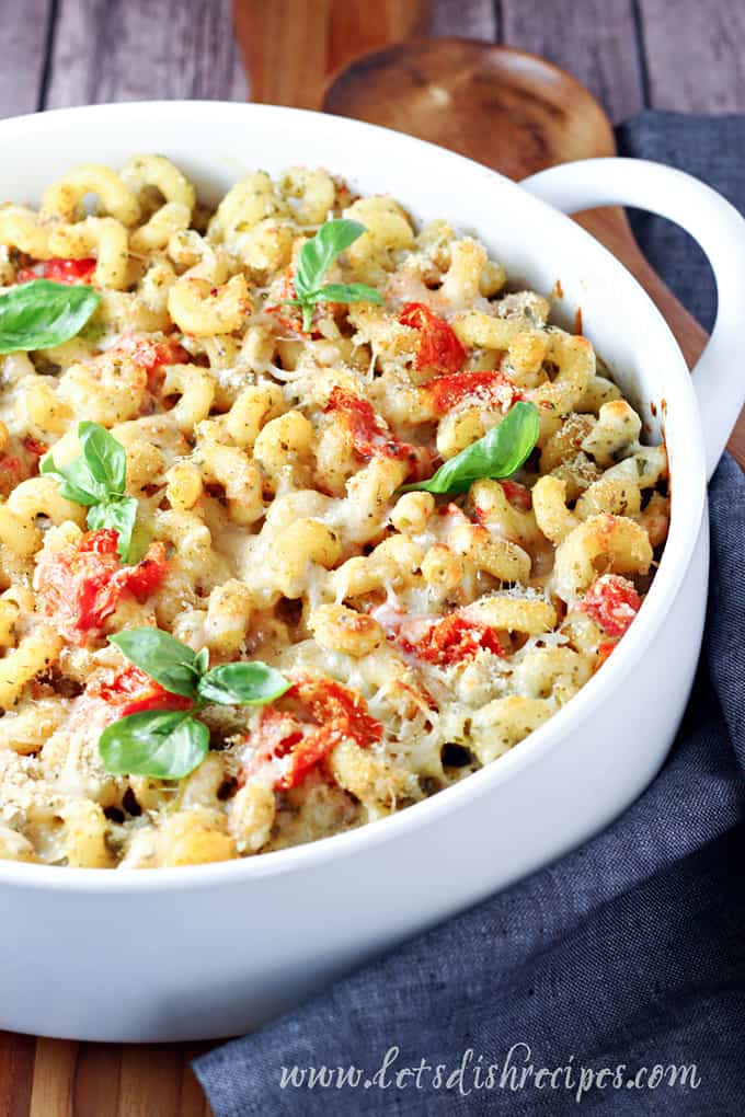 Baked Pesto Pasta with Tomatoes