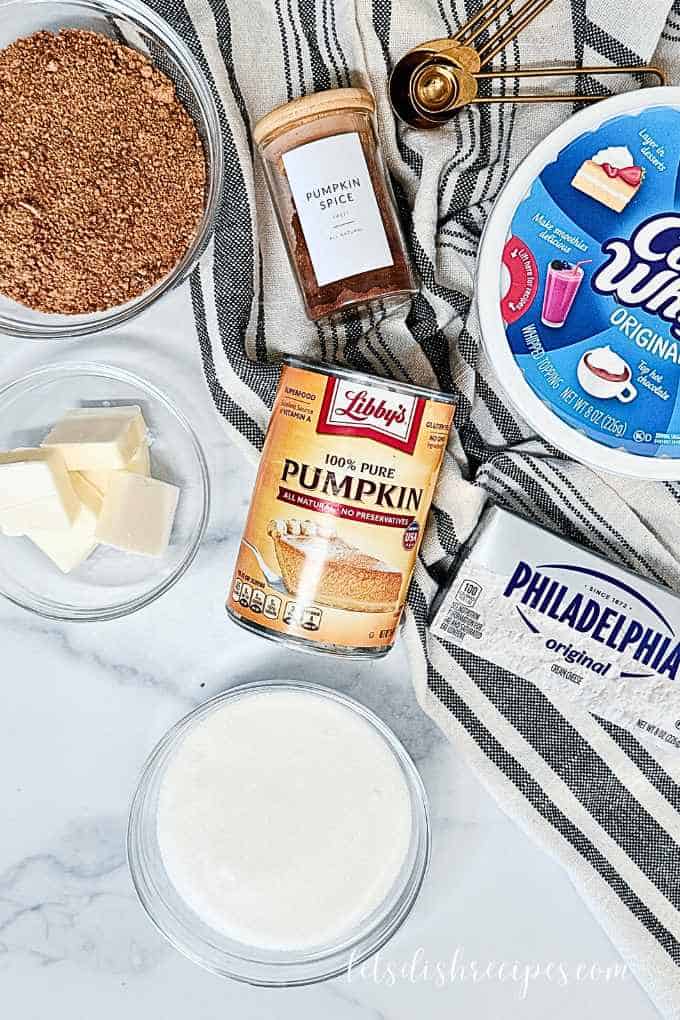 No-Bake Pumpkin Cheesecake ingredients.