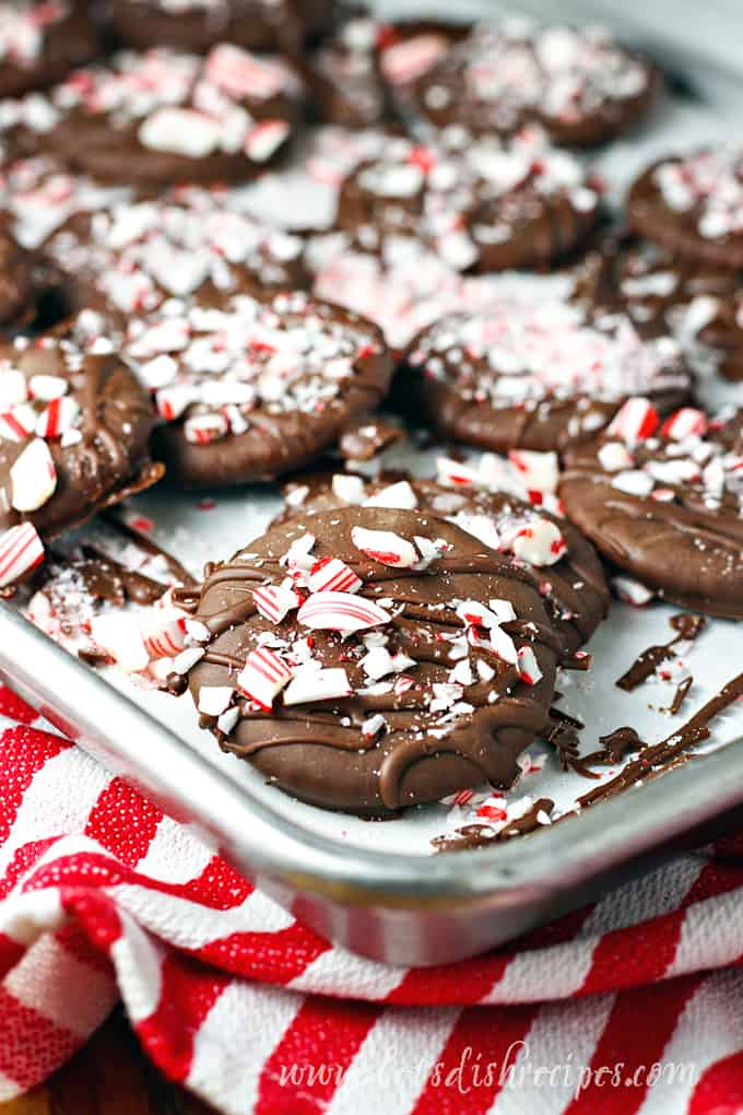 Easy No-Bake Peppermint Thins
