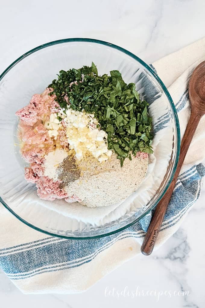 Greek Turkey Meatballs with Spinach and Feta